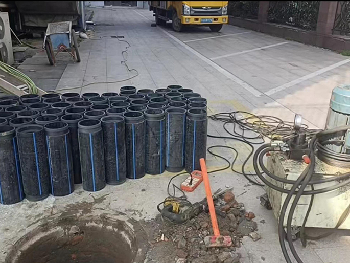 文昌PE置换管厂家 DN315置换管 非开挖管短管置换